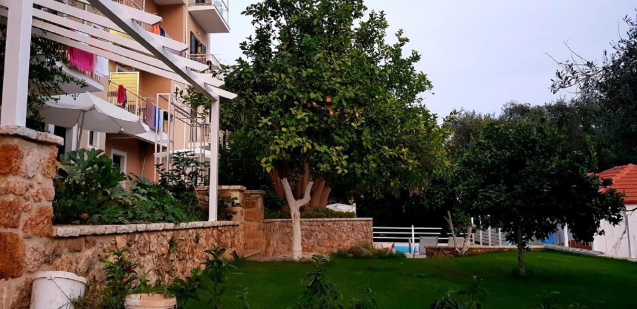 A Vista Apartment